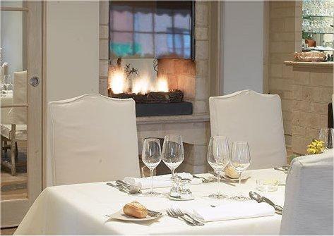 Hotel Salons De Vrede Ichtegem Экстерьер фото